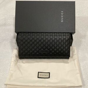 Gucci- Black Microguccissima Flap Leather Continental Wallet- NWT